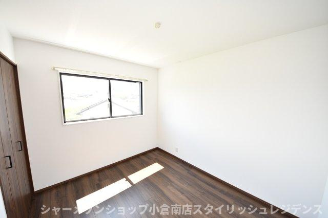 与原戸建3号棟の居間・リビング