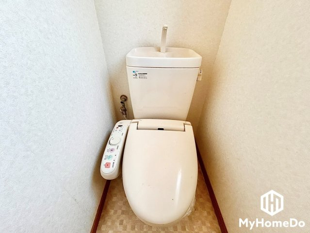 守山区小幡2丁目のトイレ|清潔感あふれるゆとりのあるトイレ空間で、毎日を快適に過ごせる住まい