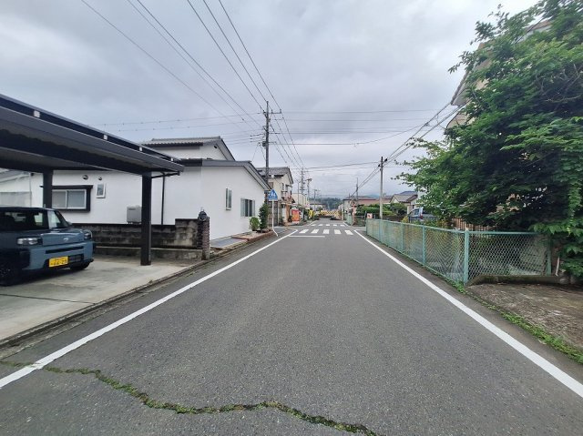 高崎市吉井町本郷売土地の前面道路含む現地写真|東道路