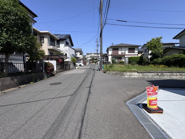 柏市加賀２丁目新築戸建（加賀２期）の前面道路含む現地写真|南西側前面道路・幅員約6ｍ