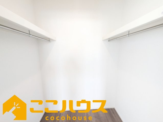 南城市玉城富里　新築戸建て　全2棟　B号棟の収納|【施工例】※同施工の別物件写真