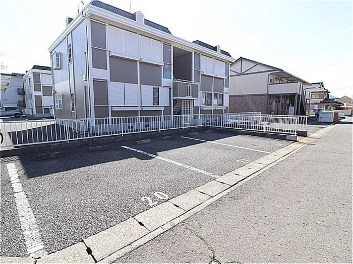 エスプラネード　Ｂの駐車場