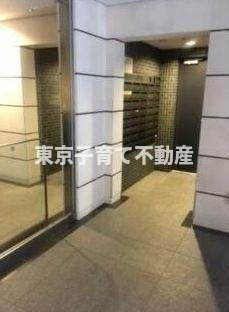 パークハウス本郷三丁目アーバンスのエントランス