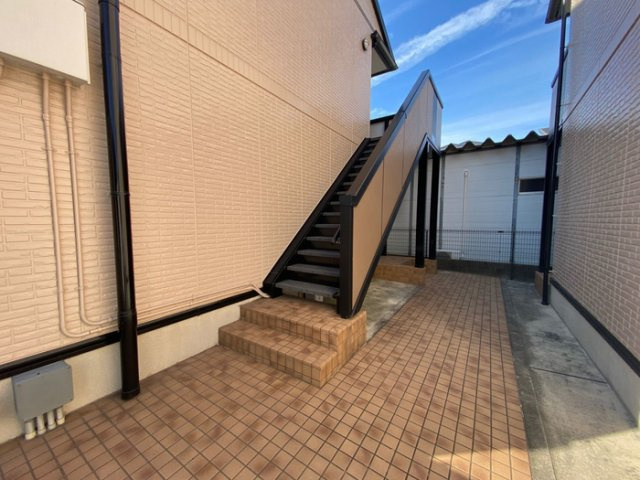【エントランス】 | セジュール山添　Ｂ棟