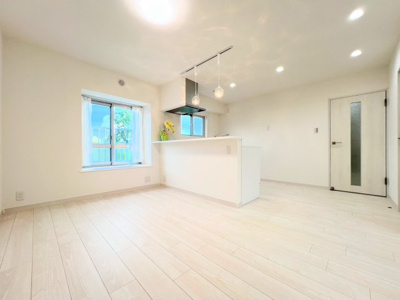 【その他共用部分】 | 上中里団地33号棟　バス停まで約2分/フルRenovation物件/ペット飼育可 | ◆子育て世代のスタッフもいますので、お客様目線での物件選び、ご提案が可能です。お問い合わせいただきました物件以外も多数ご紹介させていただきます。