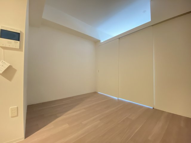 セレニテ神戸元町プリエの居間・リビング