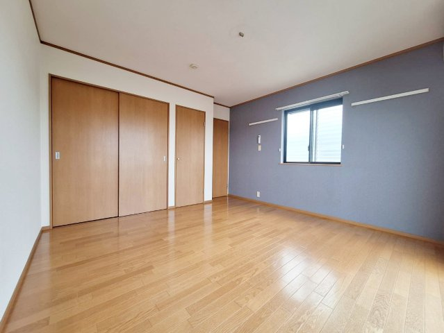 ヴィラ境川の洋室