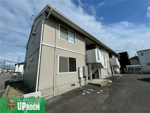 ドミール宮西の外観