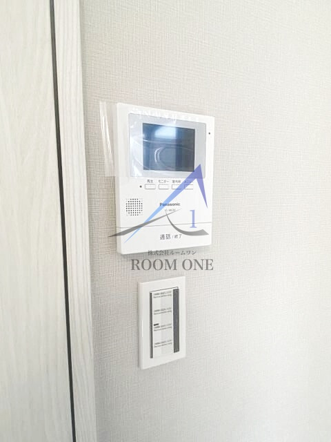 クレセントセピアルのセキュリティ|モニター付きインターホンです。