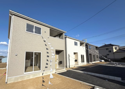 【前面道路含む現地写真】 | 銚子市春日台町1号棟 | 施工例：即日見学も可能です。お気軽にお問合せ下さい。（ＴＥＬ：０４７６－３７－３８８８）