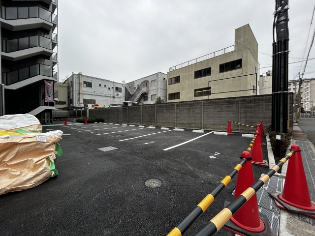 【駐車場】Cion KOBE Bayside（シオン　コウベ　ベイサイド）