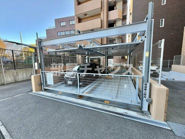 プレサンス覚王山D-StyleⅡの駐車場