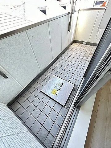 西宮市甲子園口４丁目の賃貸マンションのバルコニー