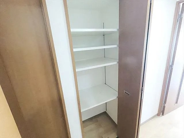ラフィーネ御影の収納