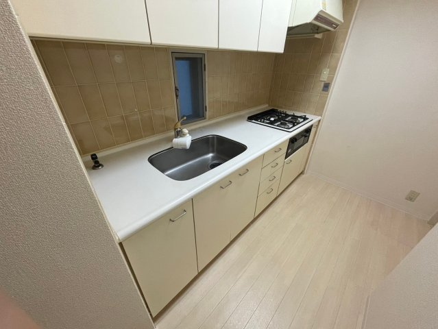 パーク・ハイム芦屋翠ヶ丘20番地B棟のキッチン