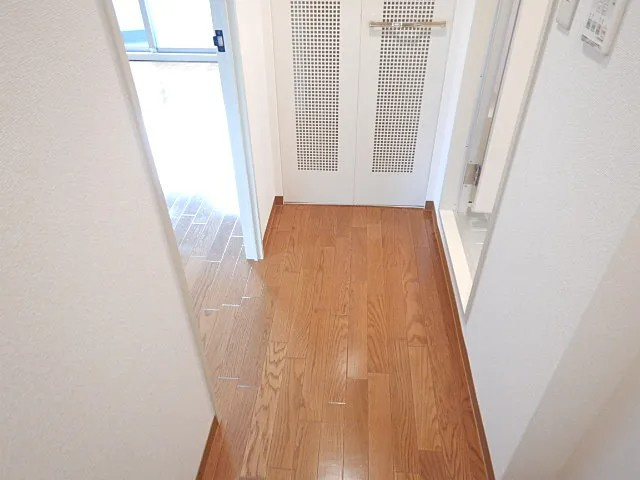 コート住吉の玄関