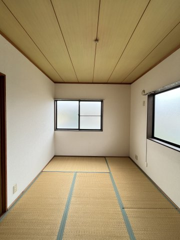 タウンハタガサキA棟の和室