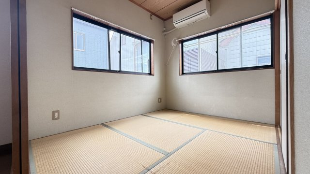 中原通1丁目貸家のエントランス