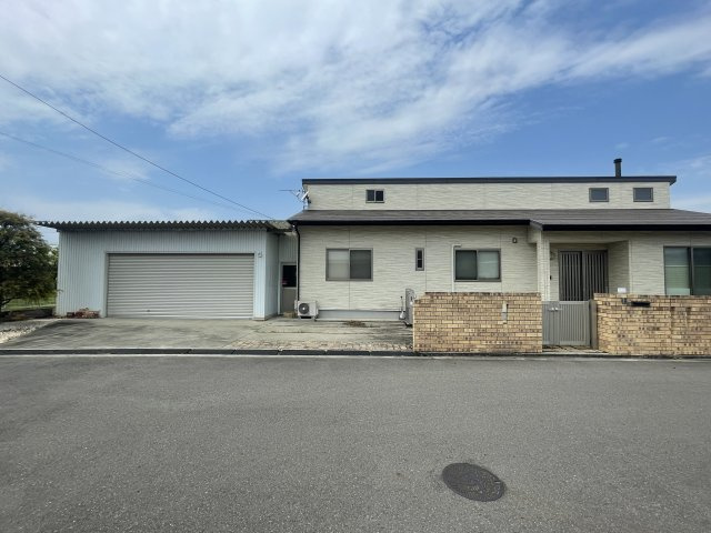 飯山町川原　戸建の外観