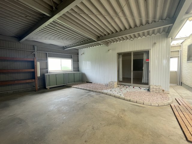 飯山町川原　戸建の駐車場