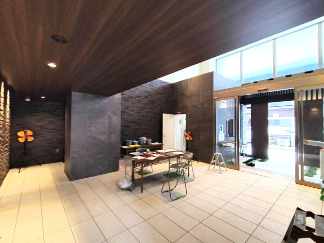 施工中 