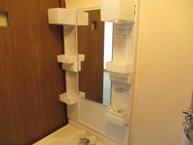 ミワハイツ3の洗面所