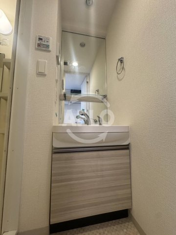 プレサンス新大阪コアシティの独立洗面台|プレサンス新大阪コアシティ　洗面台