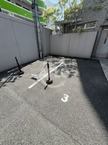 エスケー江坂の駐車場|SK江坂　駐車場