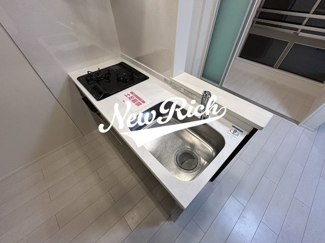 高崎市問屋町西２丁目のアパートのキッチン