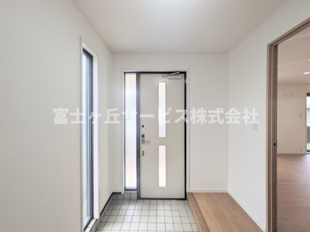 【玄関】 | 浜松市中央区半田山3丁目 中古戸建て | 玄関です