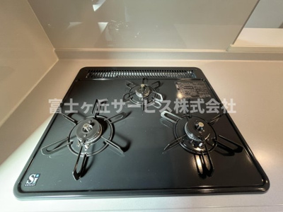 【その他】 | 浜松市中央区篠原町 新築一戸建て | 3口コンロがあります