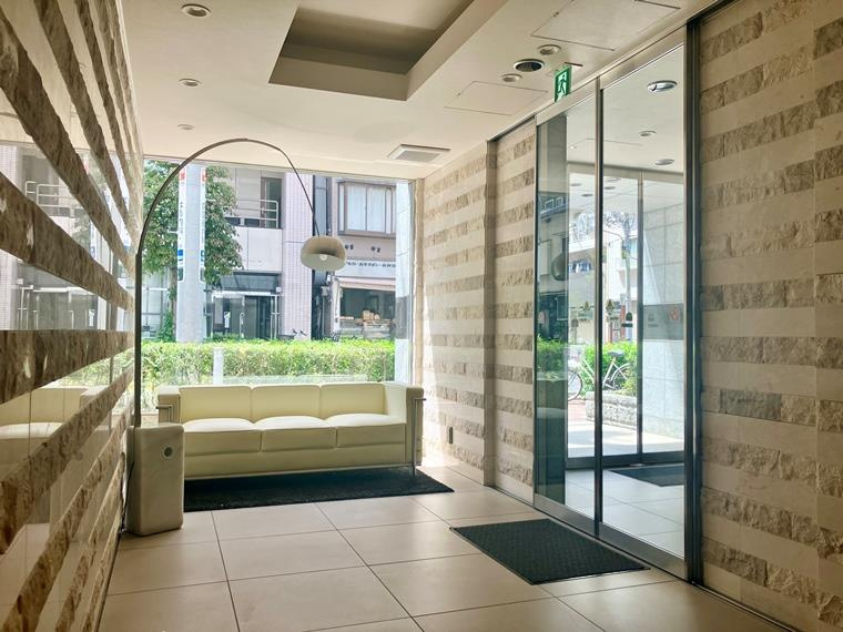 プレシス東京湊　ＴＨＥ　ＲＥＳＩＤＥＮＣＥのロビー