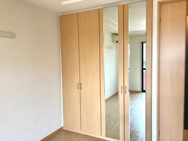 オレンジビレッジの内装|鏡つき