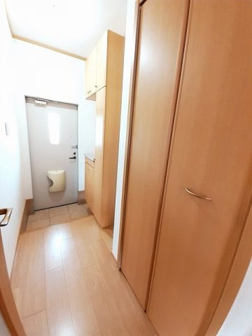 クレールコートの玄関