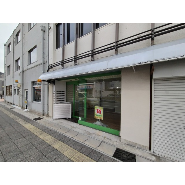 岐阜市司町の店舗一部の外観