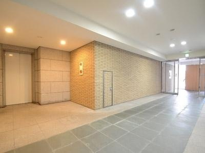 【エントランス】