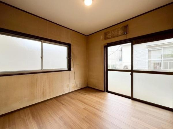 枚方市 東船橋 ２丁目　中古 テラスの洋室