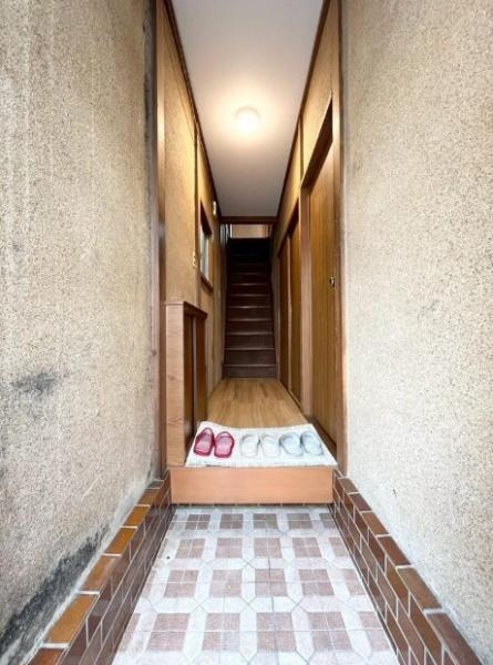 枚方市 東船橋 ２丁目　中古 テラスの玄関