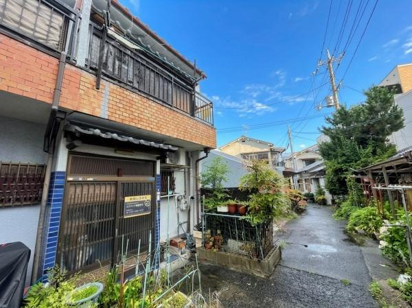 【前面道路含む現地写真】 | 守口市南寺方北通1丁目　中古テラスハウス