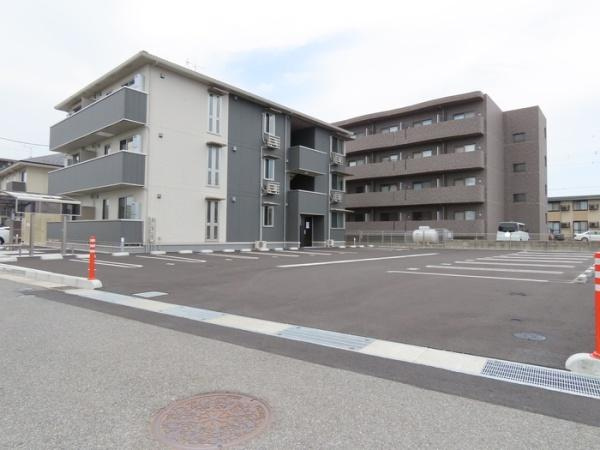 【駐車場】 | グリーンガーデン