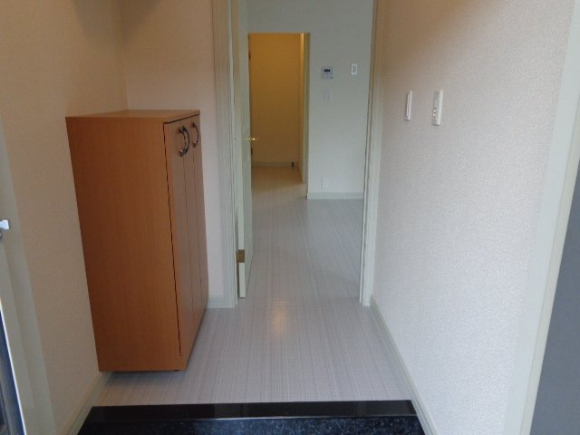 第二ペルスネージュBの玄関|玄関