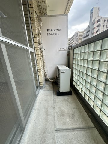 柴田ビルのバルコニー