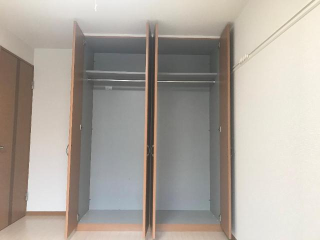 プランドールの収納|西洋室クローゼット