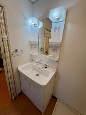 ファニータウン藤沢の洗面所
