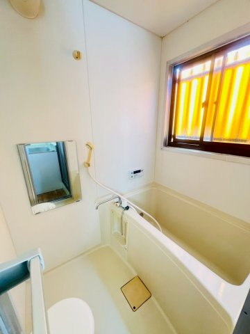 大町3丁目貸家の浴室