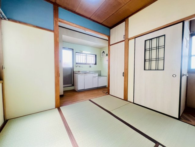 大町3丁目貸家の和室