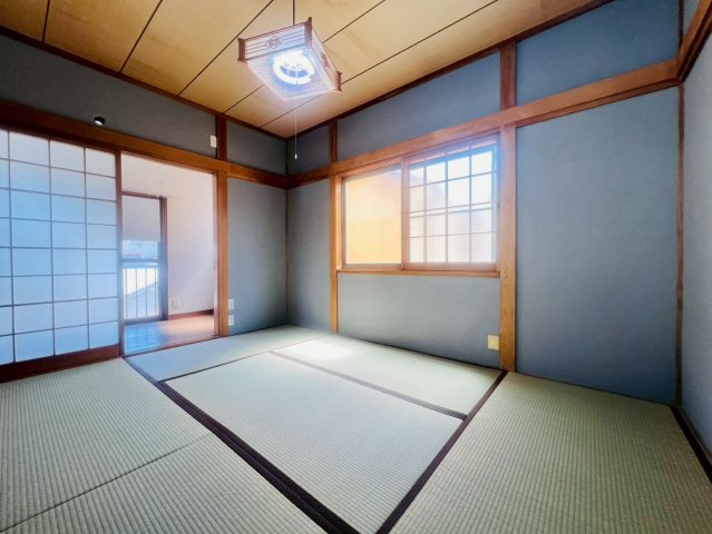 大町3丁目貸家の和室