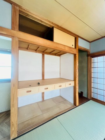 大町3丁目貸家の収納