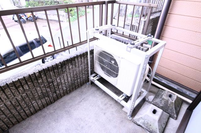 塩屋台3丁目貸家のバルコニー