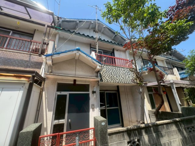 東野町貸家